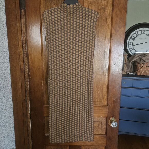 Zara Stretchy Waffle Knit BROWN Midi DRESS Womens MEDIUM - Picture 2 of 7